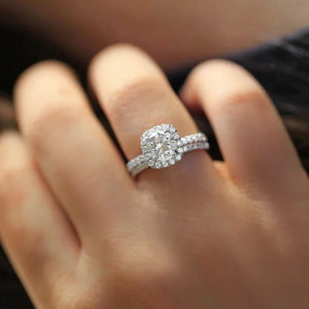 NWT Cushion Cut Halo Statement Ring Silver Tone Round Brilliant Accents Size 10